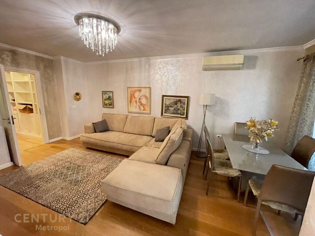 JEPET ME QIRA APARTAMENT 2+1+2 PLUS GARAZH TE MINISTRIA E JA – Tiranë - 1