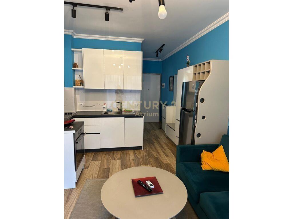 JEPE ME QIRA APARTAMENT 2+1 TEK 21-DHJETORI ! – Tiranë - 1