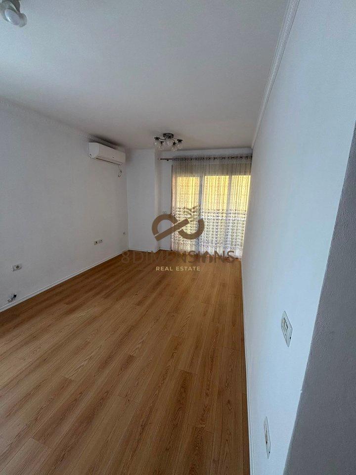 SHITET APARTAMENT 2+1 NE FRESK PRANE ANA MARKET (D8142A-98) – Tiranë - 1