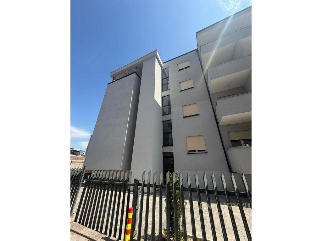 EXCLUSIVE ! SHITET APARTAMENT 1+1 TEK SHKEMBI I KAVAJES ! – Durrës - 1