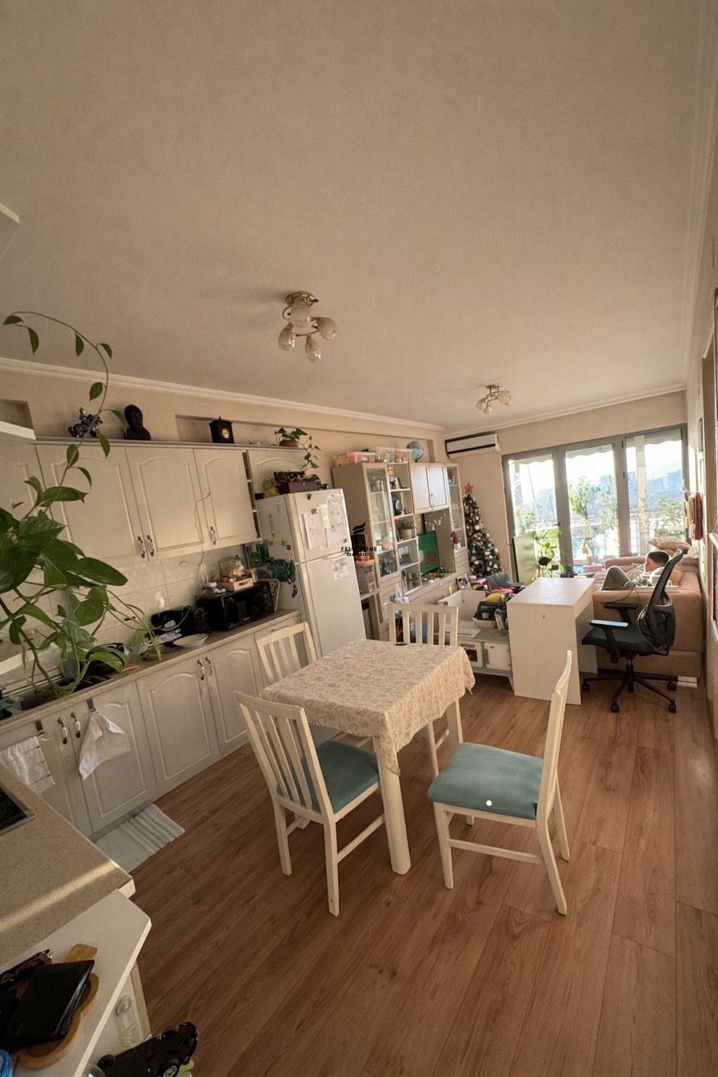 SHITET APARTAMENT 1+1 RRUGA E DIBRES 155.000 EURO FH-92652 – Tiranë - 1