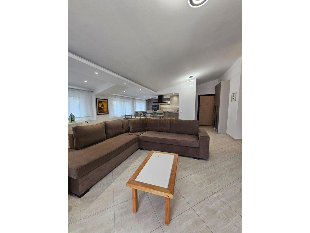 0693769552,Qera, Apartament 2+1+2+2 parkime, Fresk – Tiranë