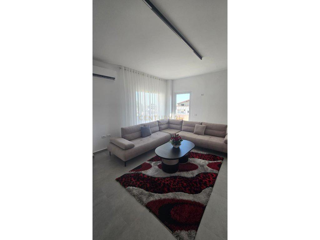 Jepet me qira apartament 4+1 pranë Urës së Dajlanit – Durrës - 1