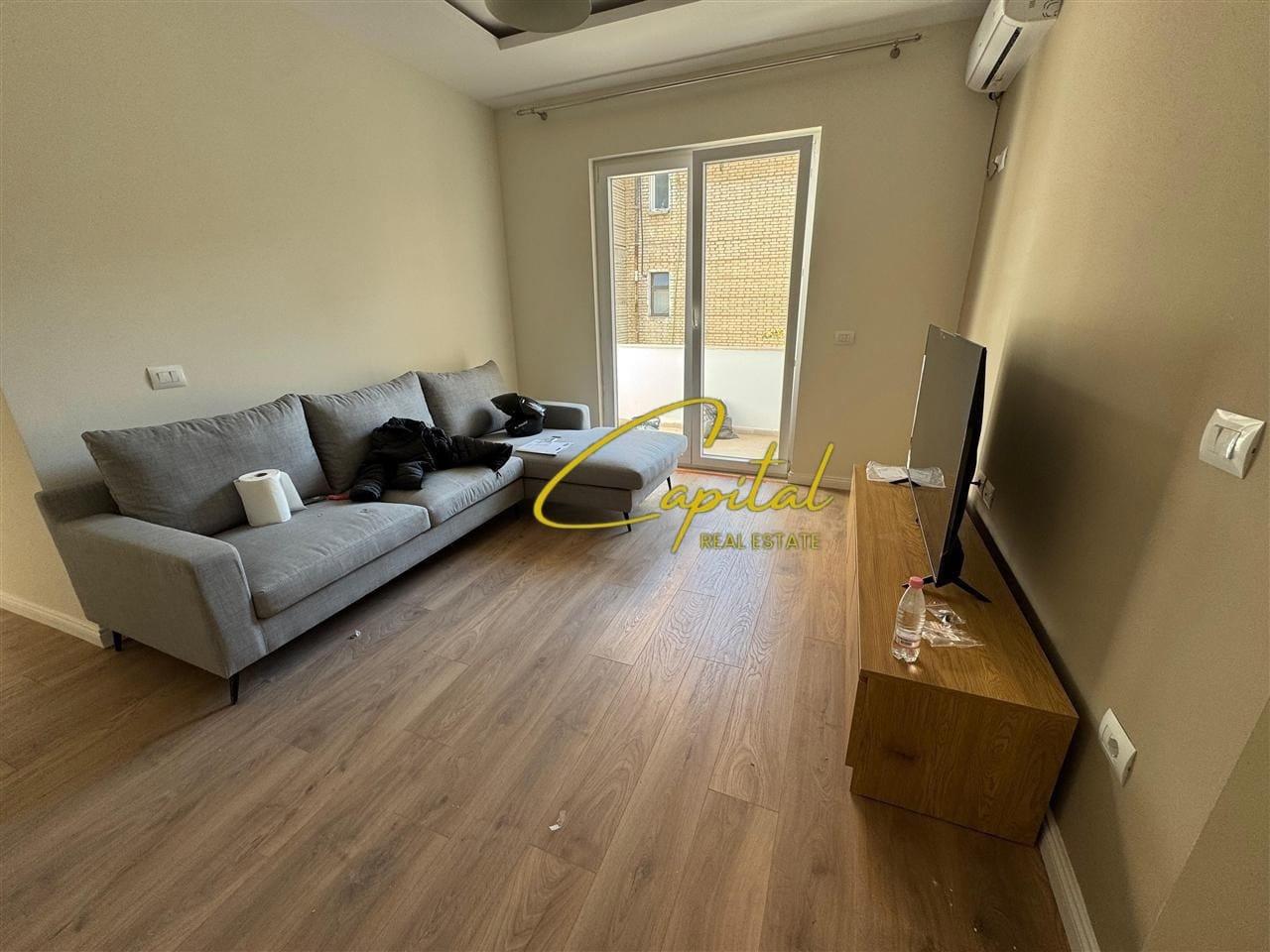 APARTAMENT ME QIRA 1+1 INSTITUTI HARRY FULT'Z 65.000 LEKE – Tiranë