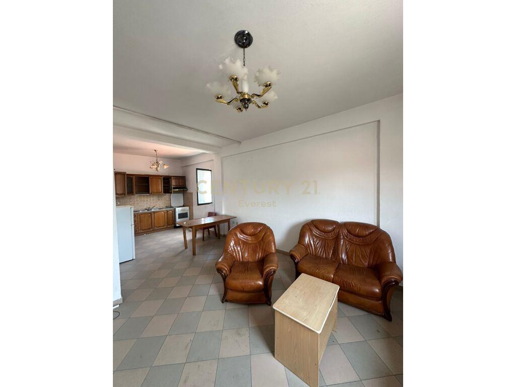 SHESIM APARTAMENT PRANE ZOGUT TE ZI – Tiranë - 1