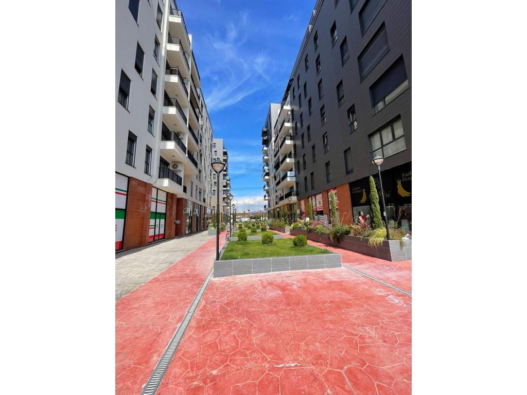 0692268458 Shitet, Apartament 2+1+2, Trio Towers, Don Bosko – Tiranë