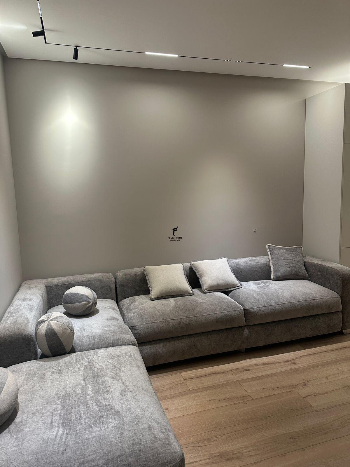 SHITET APARTAMENT 2+1 VASIL SHANTO 250.000 EURO – Tiranë - 1
