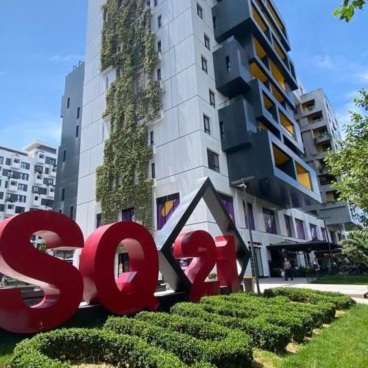 🏢✨ SHITET GARSONIERE | KOMPLEKSI SQUARE 21 📍 Rruga e Kava – Tiranë