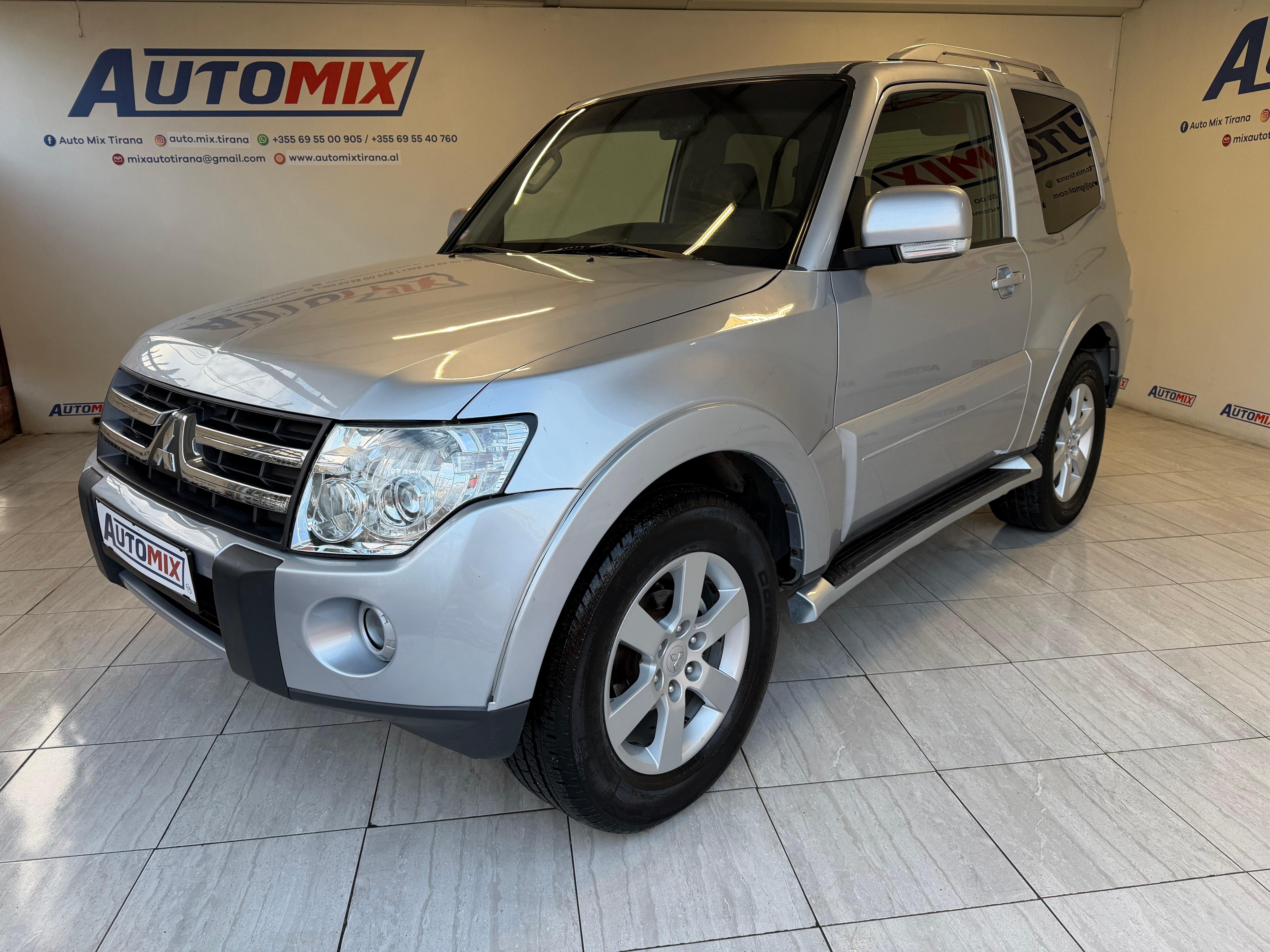 Mitsubishi Pajero, Viti 12/2007,Automatike, Motorr 3.2 Nafte – Tiranë