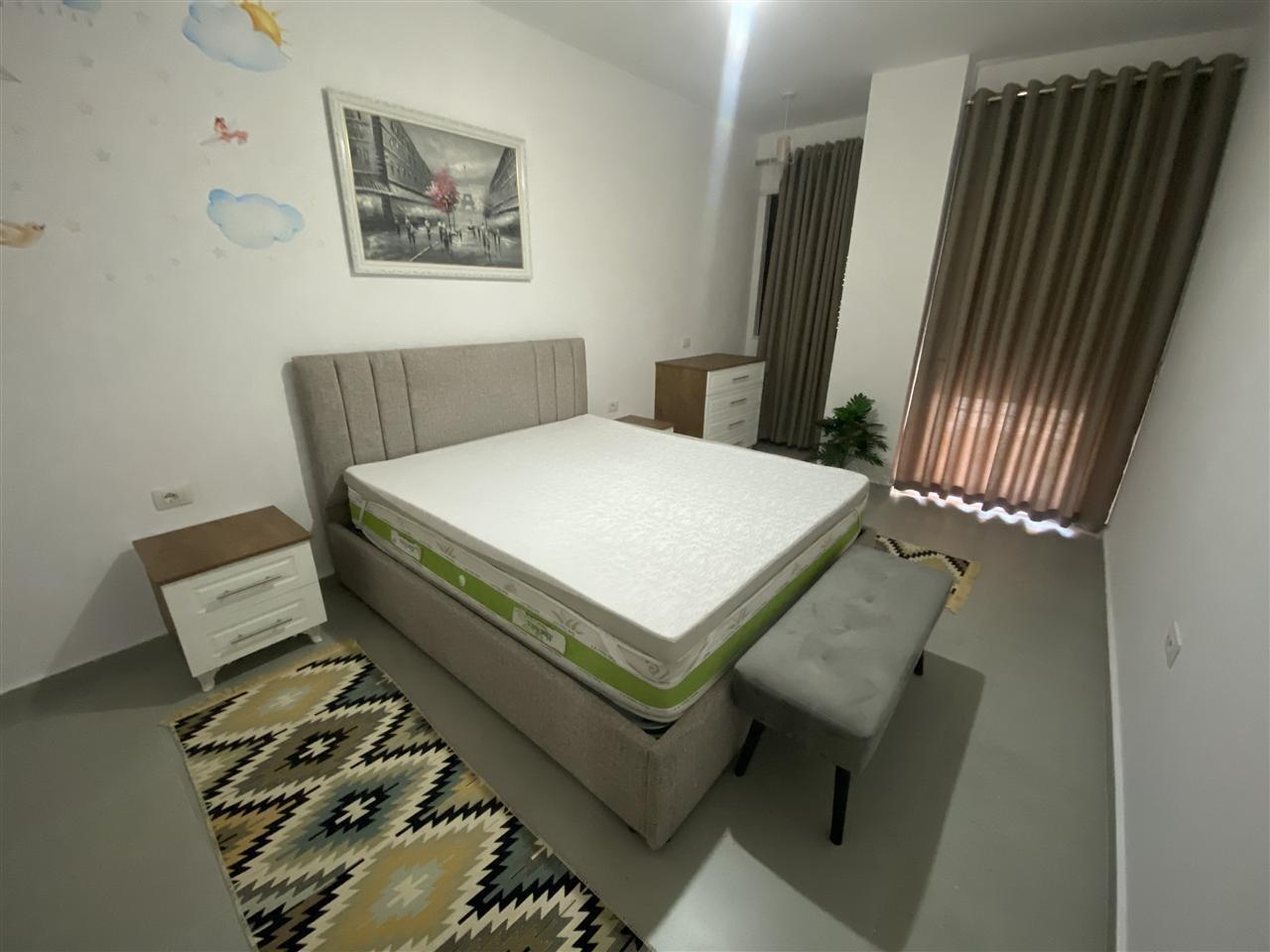 APARTAMENT ME QERA 1+1 RRUGA E DURRESIT 750 EURO – Tiranë