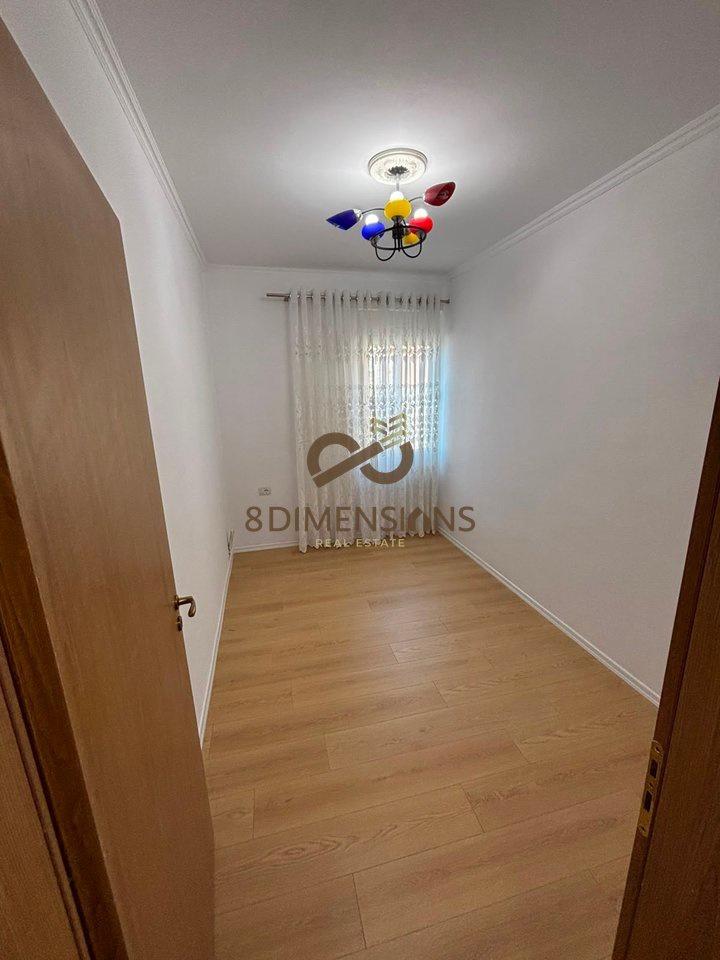 Shitet Apartament 2+1 ne Fresk prane Ana Market – Tiranë - 1