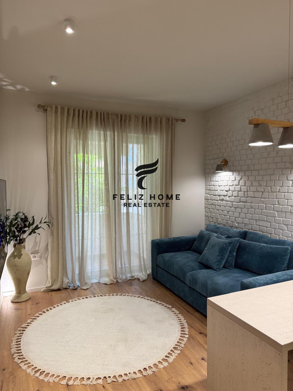 APARTAMENT ME QERA 2+1 RRUGA MYSLYM SHYRI 900 EURO – Tiranë - 1