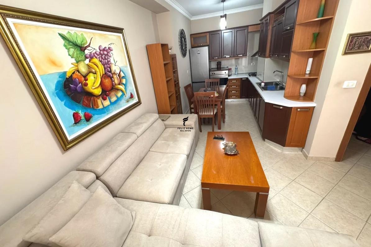 APARTAMENT ME QERA 2+1 ASTIR 65.000 LEKE FH-97626 – Tiranë