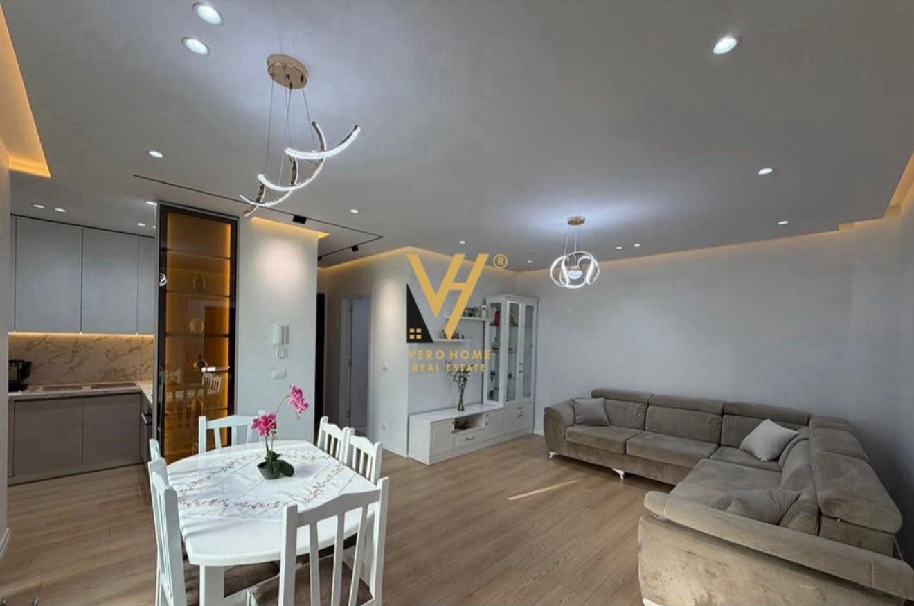 JEPET APARTAMENT 2+1+2+2BLK ME QIRA TEK ISH DOGANA 700 EURO – Tiranë