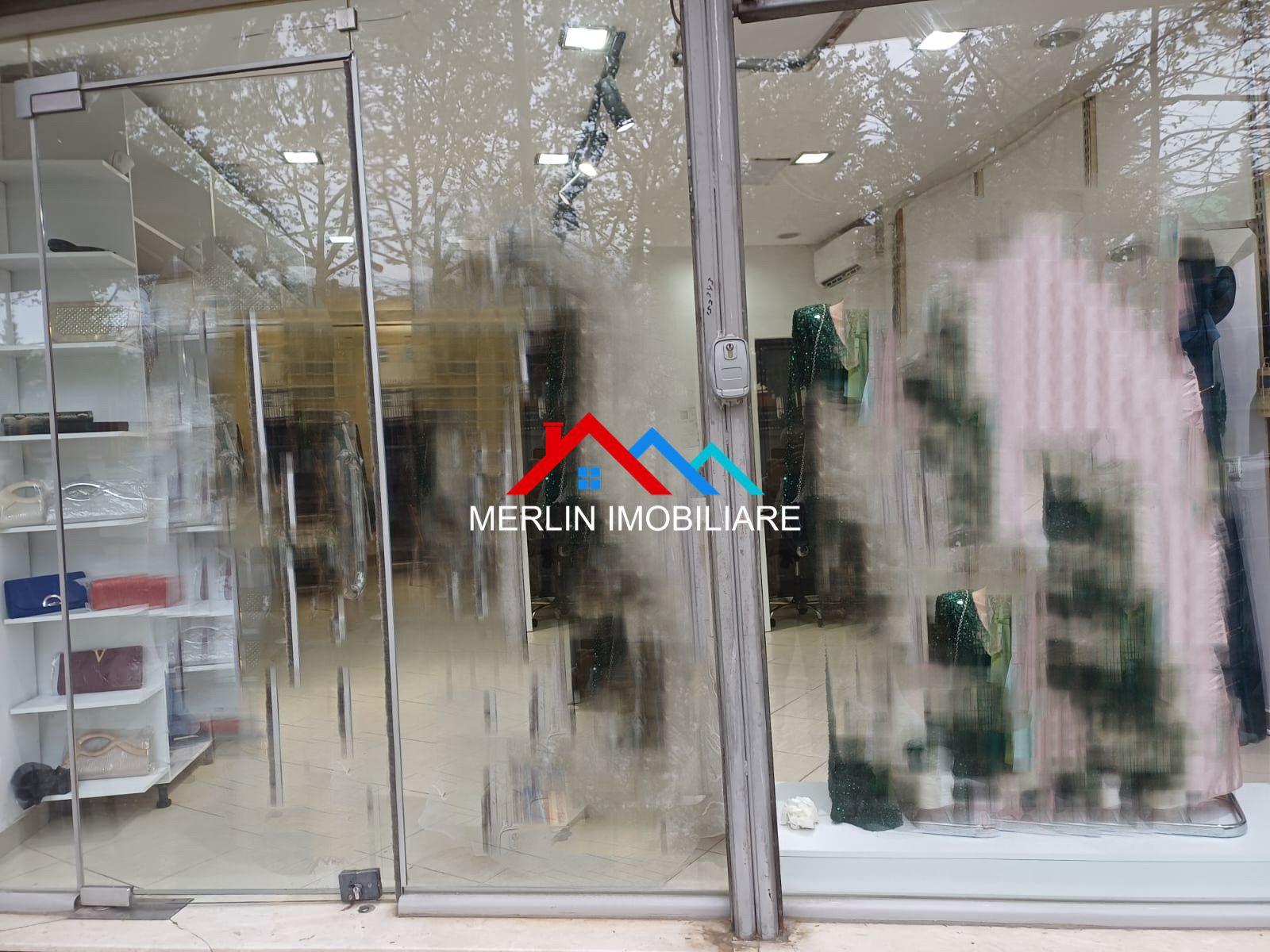 JEPET AMBJENTI ME QERA DHE SHITET BIZNESI NE ALI DEM. – Tiranë - 1