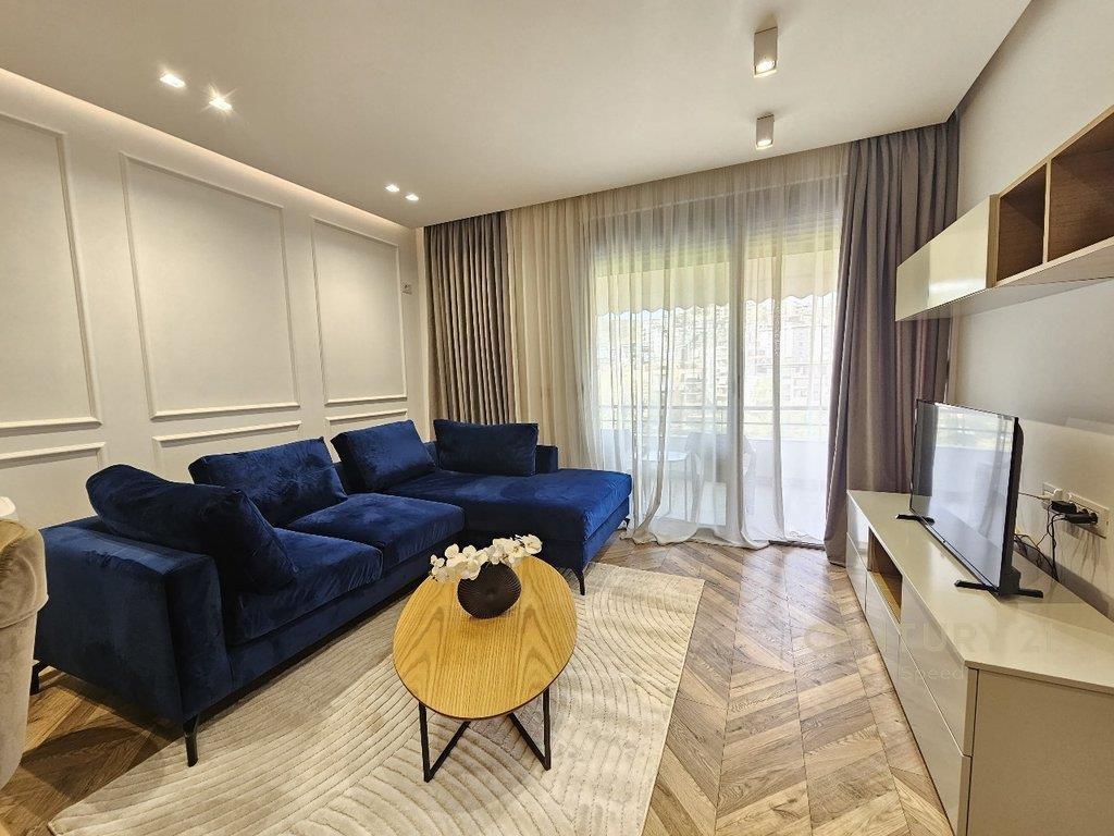 Apartament 2+1+2 me pamje fantastike nga Liqeni i Thate, pra – Tiranë - 1