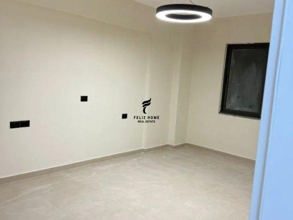 APARTAMENT ME QERA 2+1 KODRA E DIELLIT 750 EURO FH-64844 – Tiranë