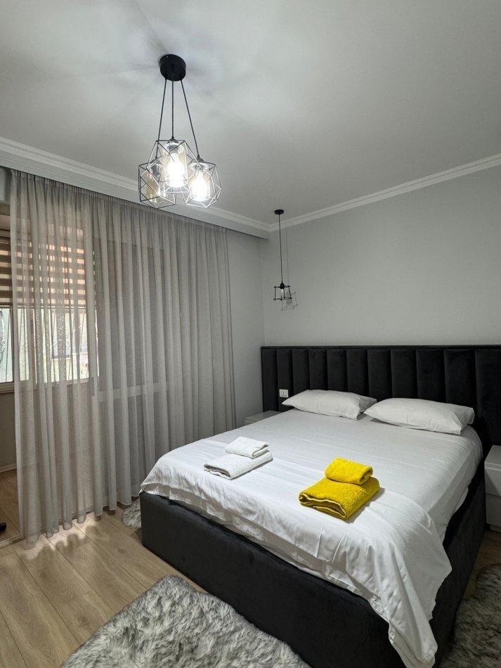 APARTAMENT ME QERA 1+1 BLLOK 900 EURO – Tiranë - 1