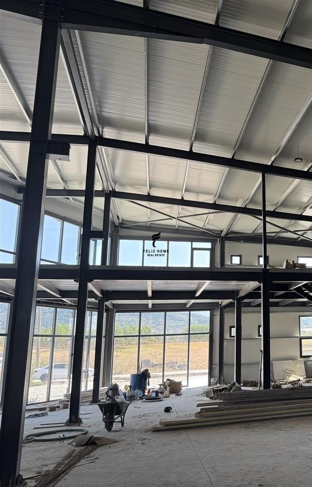 MAGAZINE ME QERA 3600 M2 VAQARR 400.000 LEKE FH-70687 – Tiranë