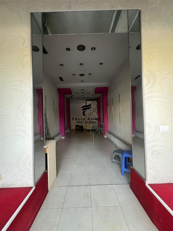 DYQAN ME QERA 40 M2 SHESHI WILLSON 1.300 EURO – Tiranë