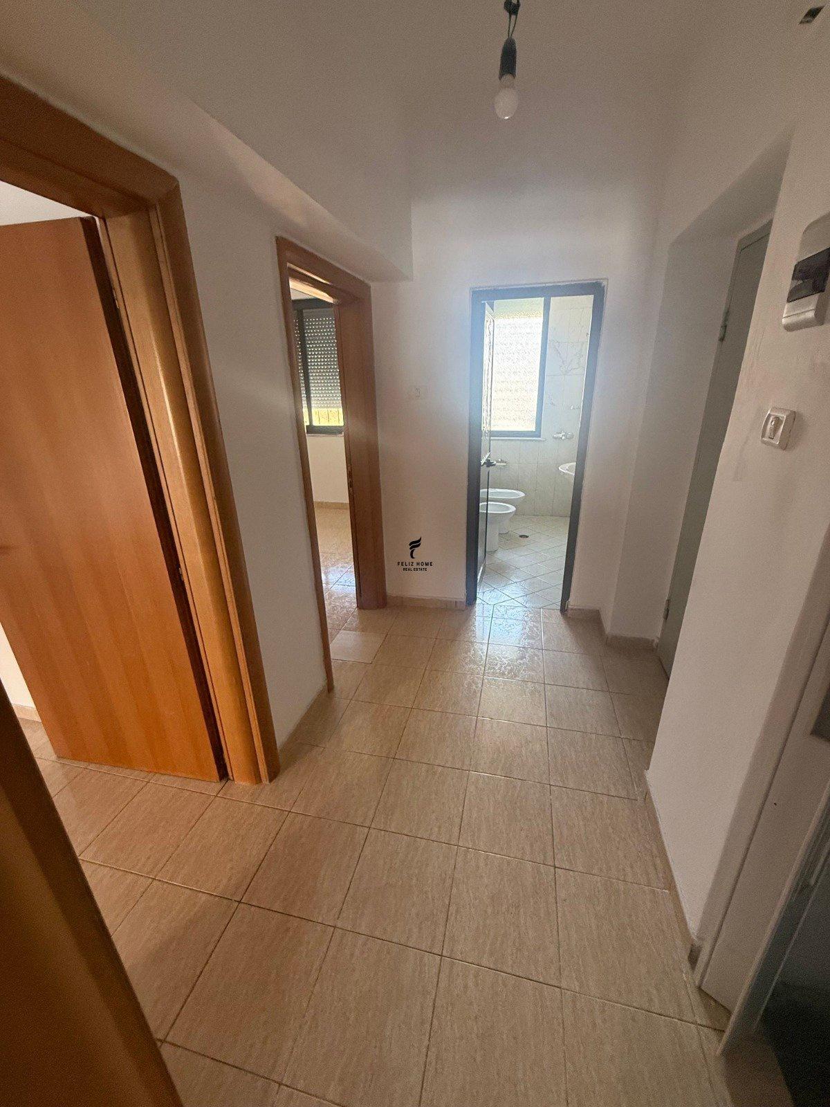 SHITET APARTAMENT 2+1 RRUGA BARDHYL 165.000 EURO FH-66912 – Tiranë - 1