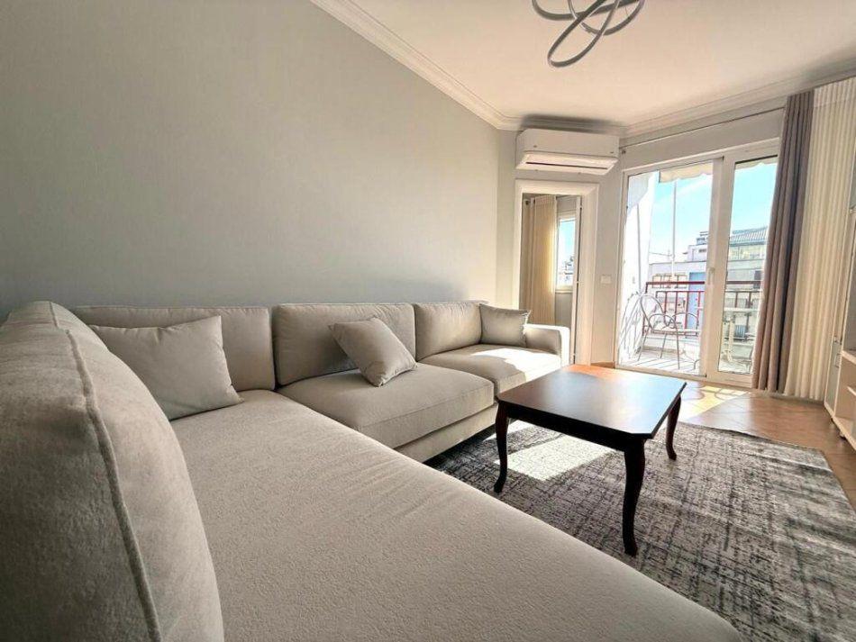 APARTAMENT ME QERA 2+1 RRUGA E KAVAJES 80.000 LEKE – Tiranë