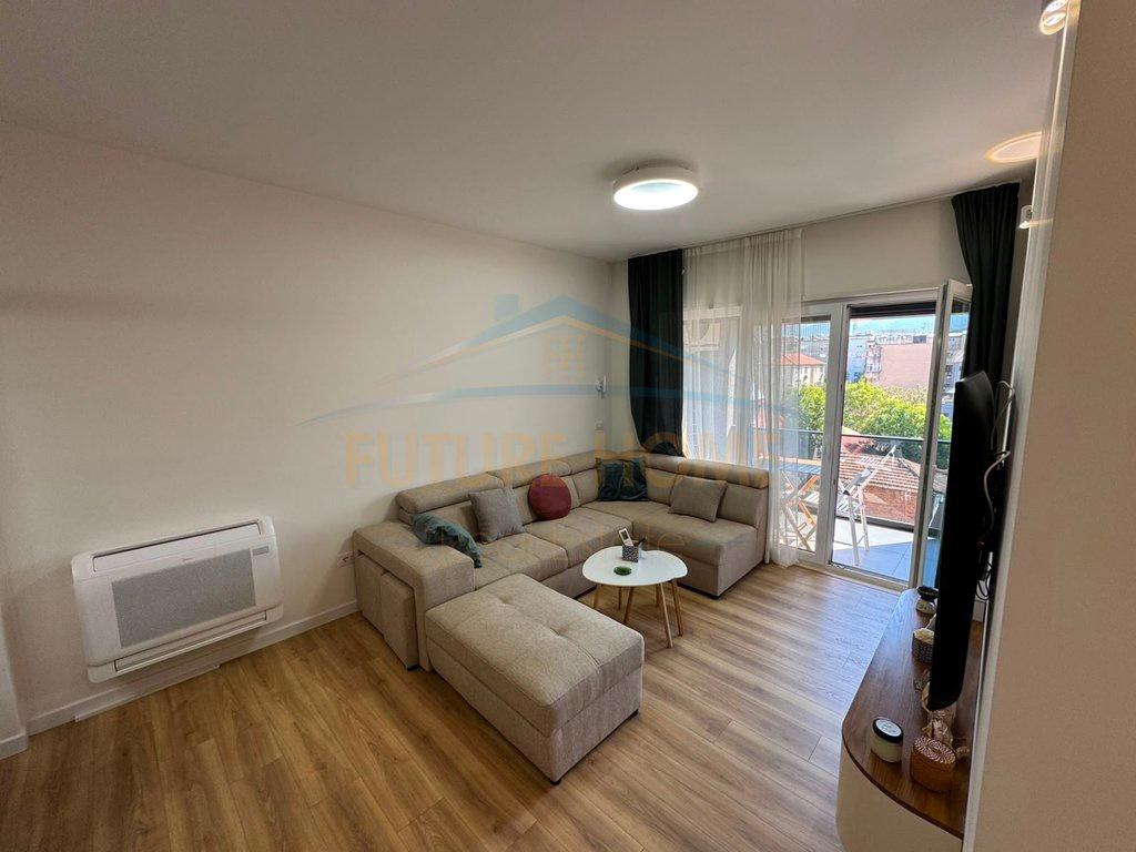 0693769552,Qira, Apartament 1+1, Shkolla e Kuqe, Tiranë. – Tiranë