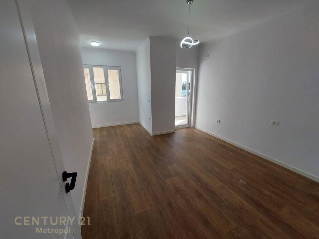 SHITET APARTAMENT 2+1+2 TEK MEDRESEJA! – Tiranë
