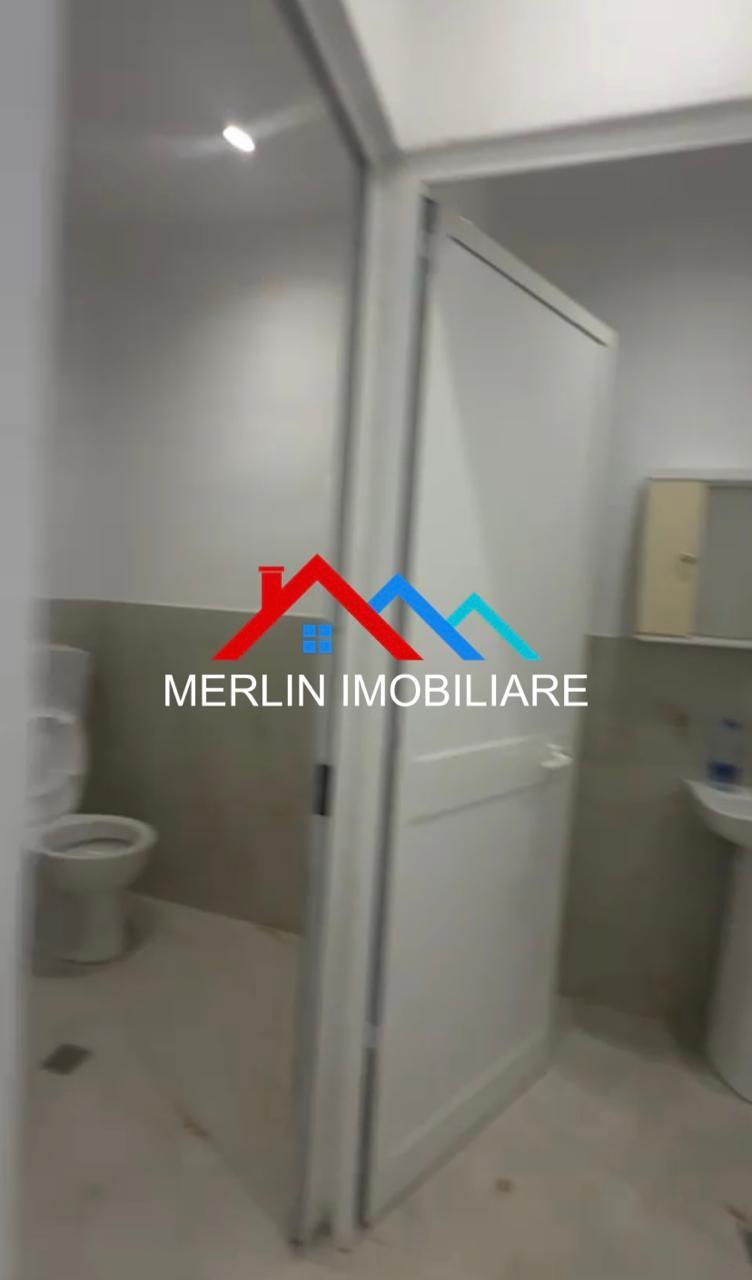JEPET AMBJENT BIZNESI 260M2 ME QERA TEK BULEVARDI I RI – Tiranë