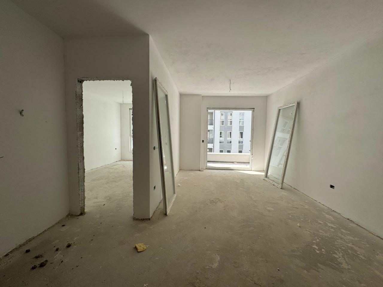 069 479 2 476 SHITET APARTAMENT 1+1,UNIVERS CITY,QTU – Tiranë