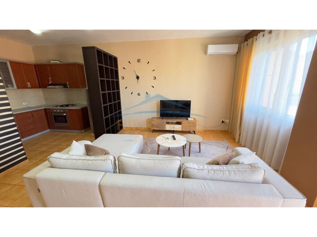 0696043713, Shitet, Apartament 1+1, Rruga e Barrikadave, Tir – Tiranë