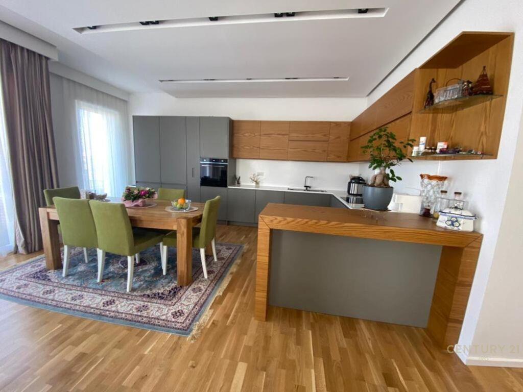 Apartament 2+1+2 tek Secret Garden Residence! – Tiranë - 1