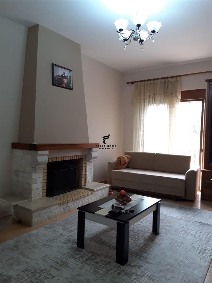 SHITET VILE PRIVATE 700 M2 LIQENI ARTIFICILA 1.500.000 EUR – Tiranë