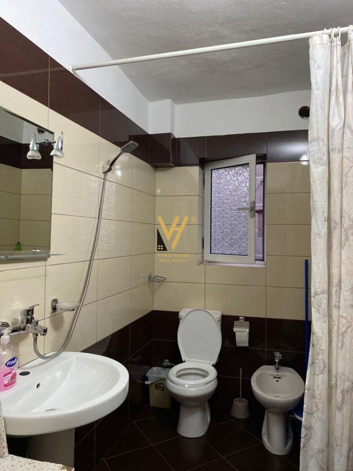 JEPET APARTAMENT 2+1 ME QERA TE RRUGA ELBASANIT 60.000 LEKE – Tiranë