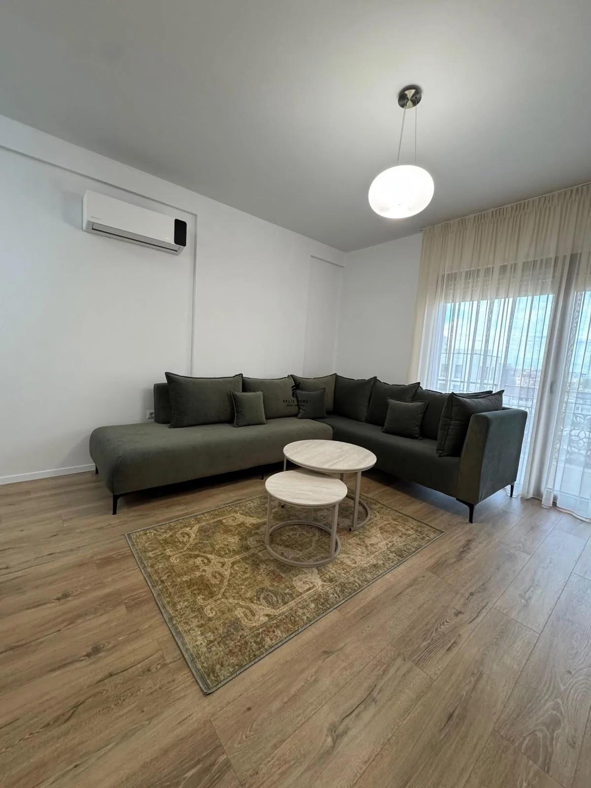 APARTAMENT ME QERA 1+1 21 DHJETORI 75.000 LEKE FH-98519 – Tiranë - 1