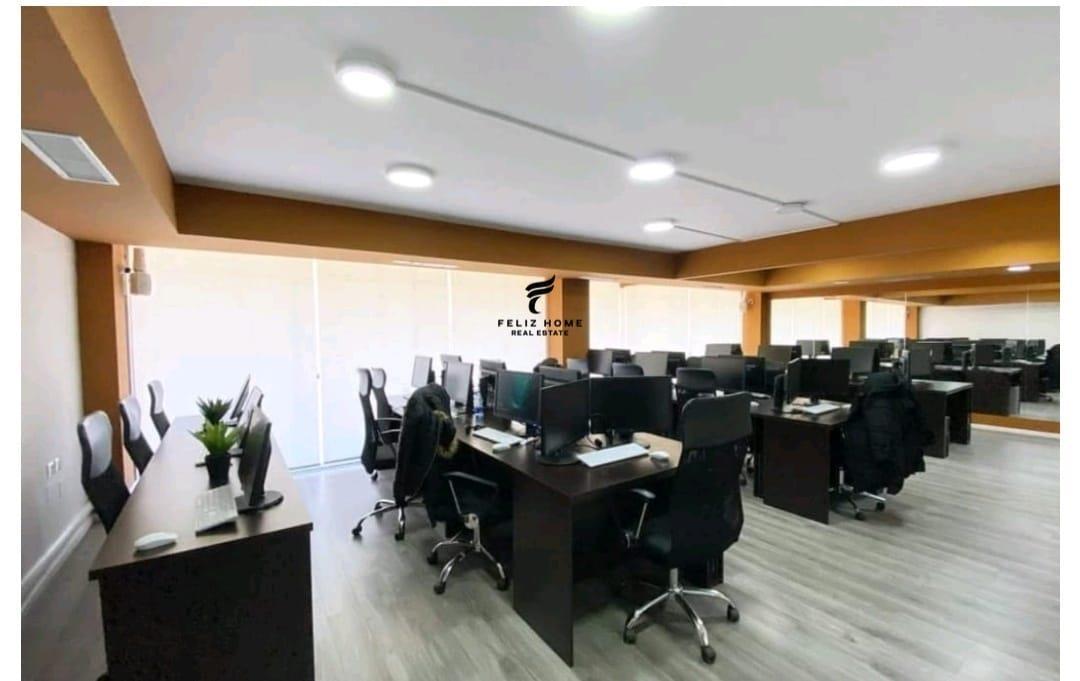 ZYRE ME QERA 200 M2 BLLOKU 3000 EURO – Tiranë