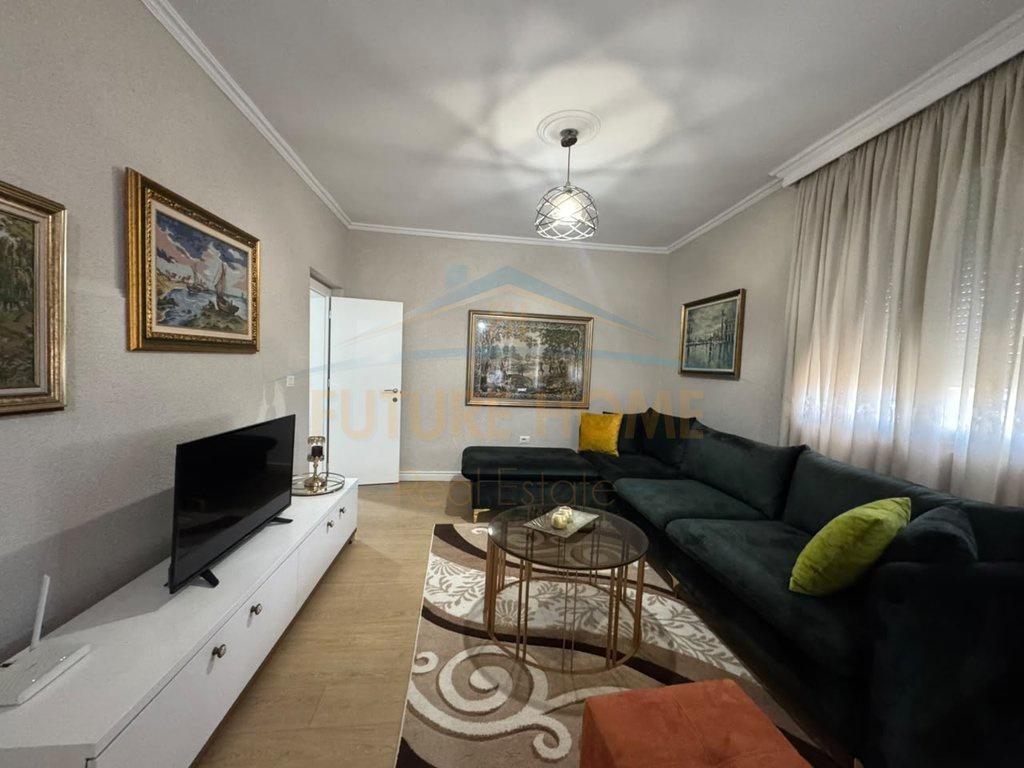 0694603851,Qira, Apartament 2+1, Bulevardi Zogu I, Tiranë. – Tiranë