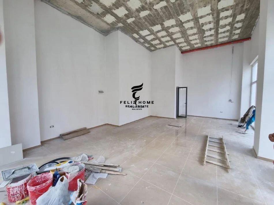 DYQAN ME QERA 70 M2 BULEVARDI RI 120.000 LEKE FH-77679 – Tiranë