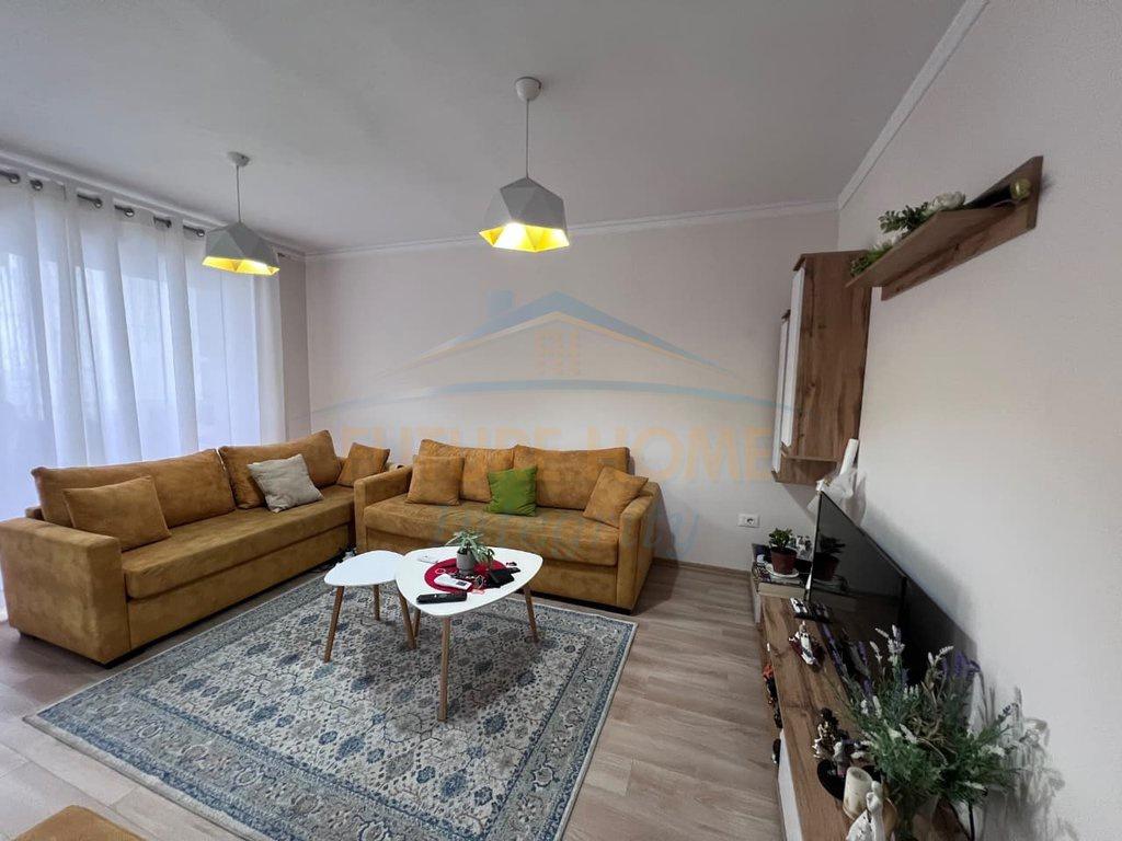 069 479 2 476 SHITET APARTAMENT 1+1,SHKOLLA E BALETIT – Tiranë
