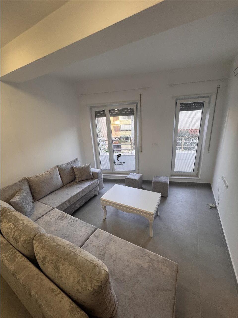 APARTAMENT ME QERA 2+1 KODRA E DIELLIT 80.000 LEKE FH-73713 – Tiranë
