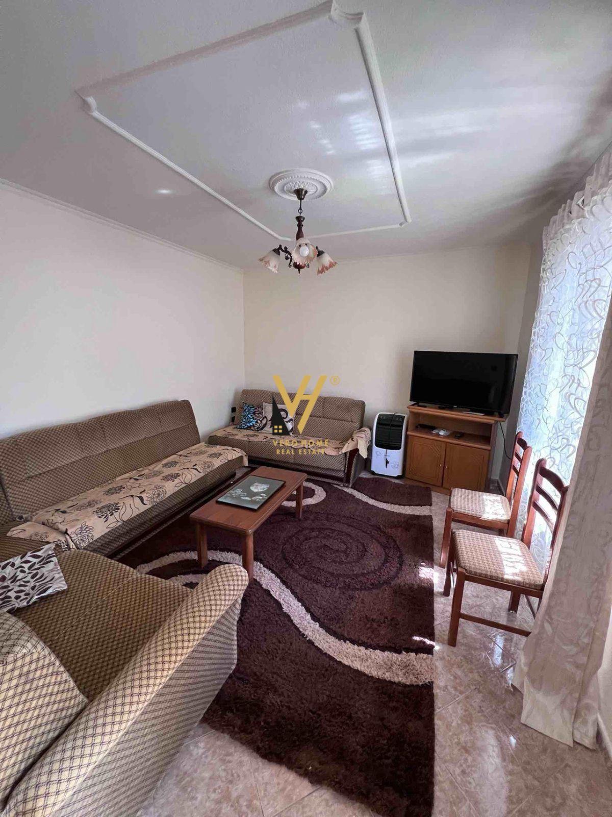 JEPET SHTEPI PRIVATE 2+1 ME QIRA TE JORDAN MISJA 400 EURO – Tiranë