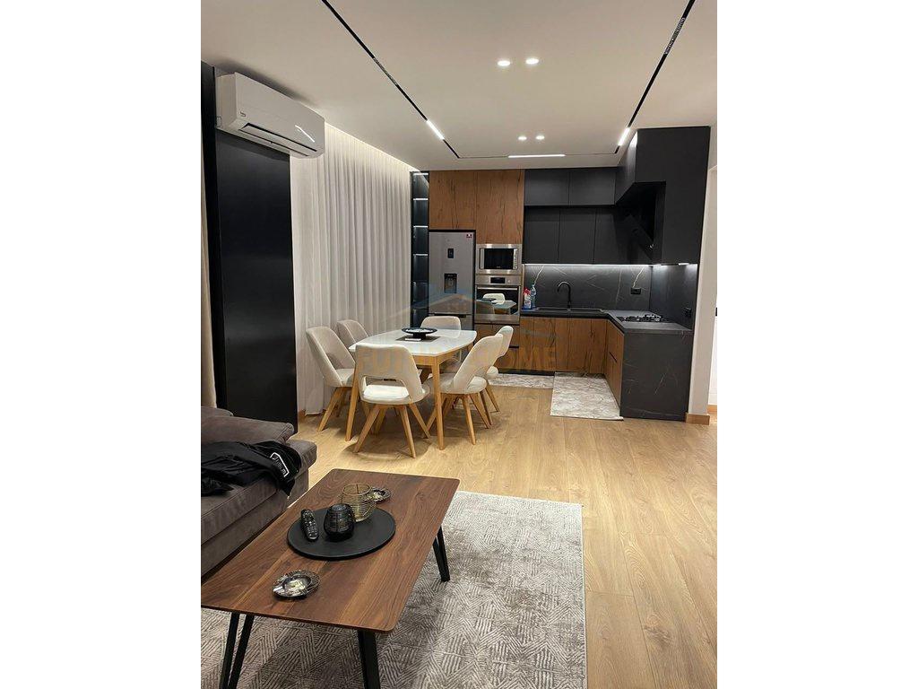 0692268458 Shitet, Apartament 2+1, Unaza e Re – Tiranë