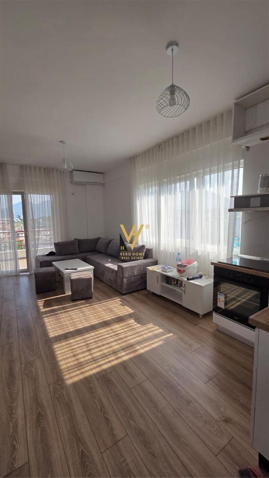 JEPET APARTAMENT 2+1+BLK ME QERA TE LIQENI I THATE 700 EURO – Tiranë