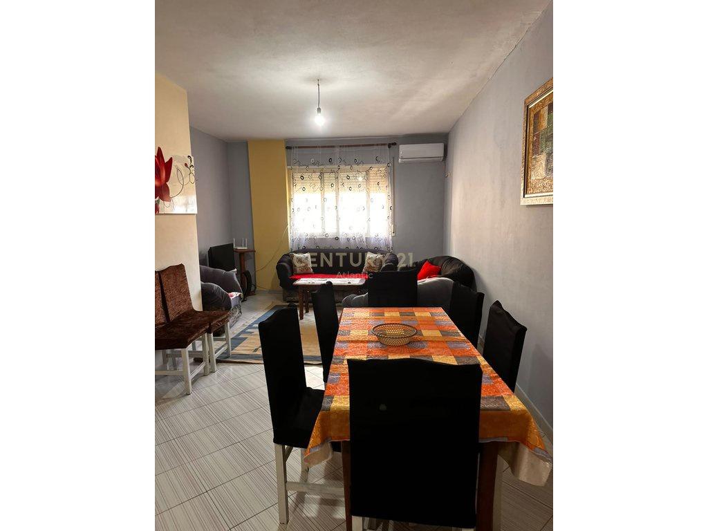 0693456519 Apartament 3+1 me Qira – Plazh, Durrës – Durrës