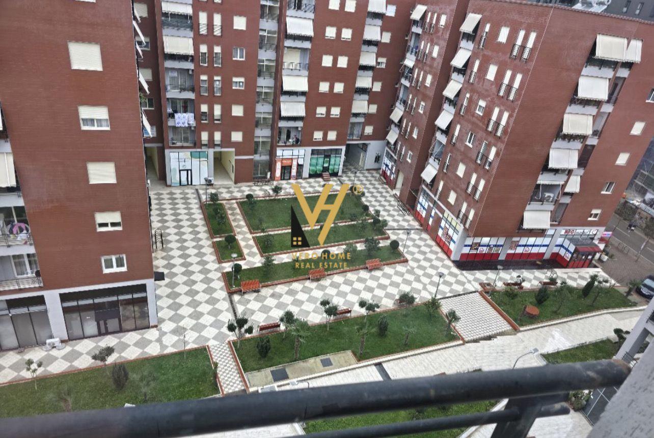 JEPET APARTAMENT 2+1+2+BLK ME QIRA NE DON BOSKO 65.000 LEKE – Tiranë