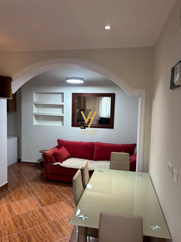 JEPET APARTAMENT 1+1+BLK ME QERA TE 5 MAJI 45.000 LEKE – Tiranë - 1