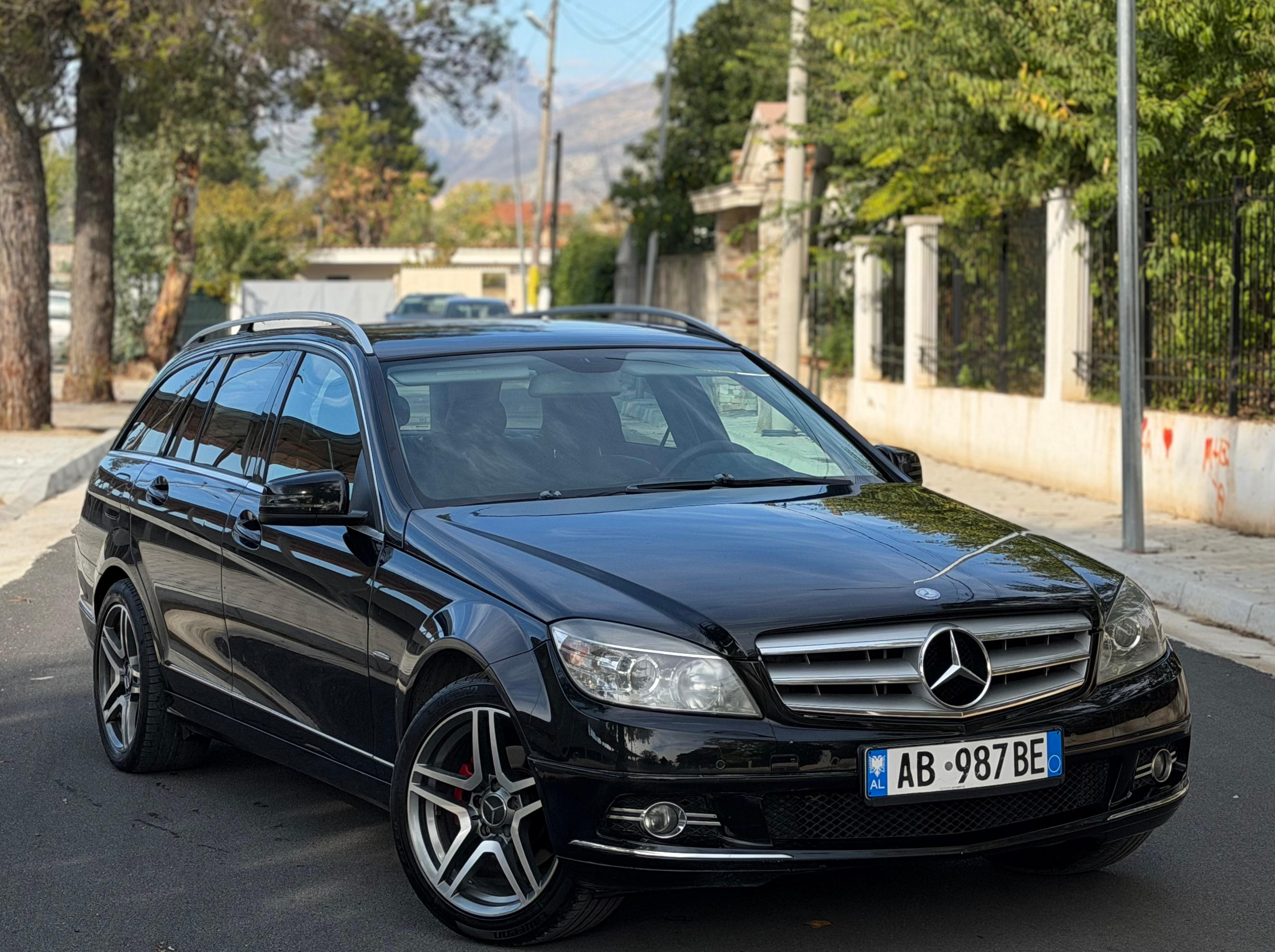 Okazion Mercedes Benz C Class Avangard Manuale 2010 – Tiranë