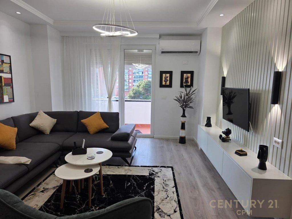 Jepet me Qira Apartament Modern 1+1 tek Rruga Sales – Tiranë - 1