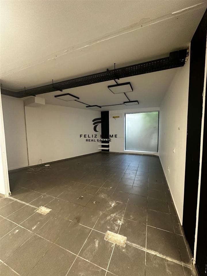 AMBIENT BIZNESI ME QERA 700 M2 STADIUMI DINAMO 5.000 EURO – Tiranë - 1