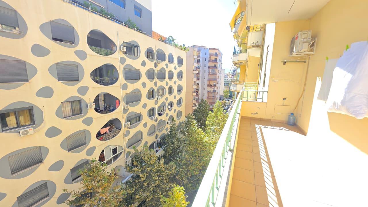 Apartament 2+2 Per Qera Afagjate Ne Bulevardin Kryesor, Vlor – Vlorë